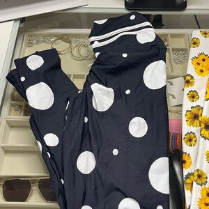 Black and White Polka Dot Leggings